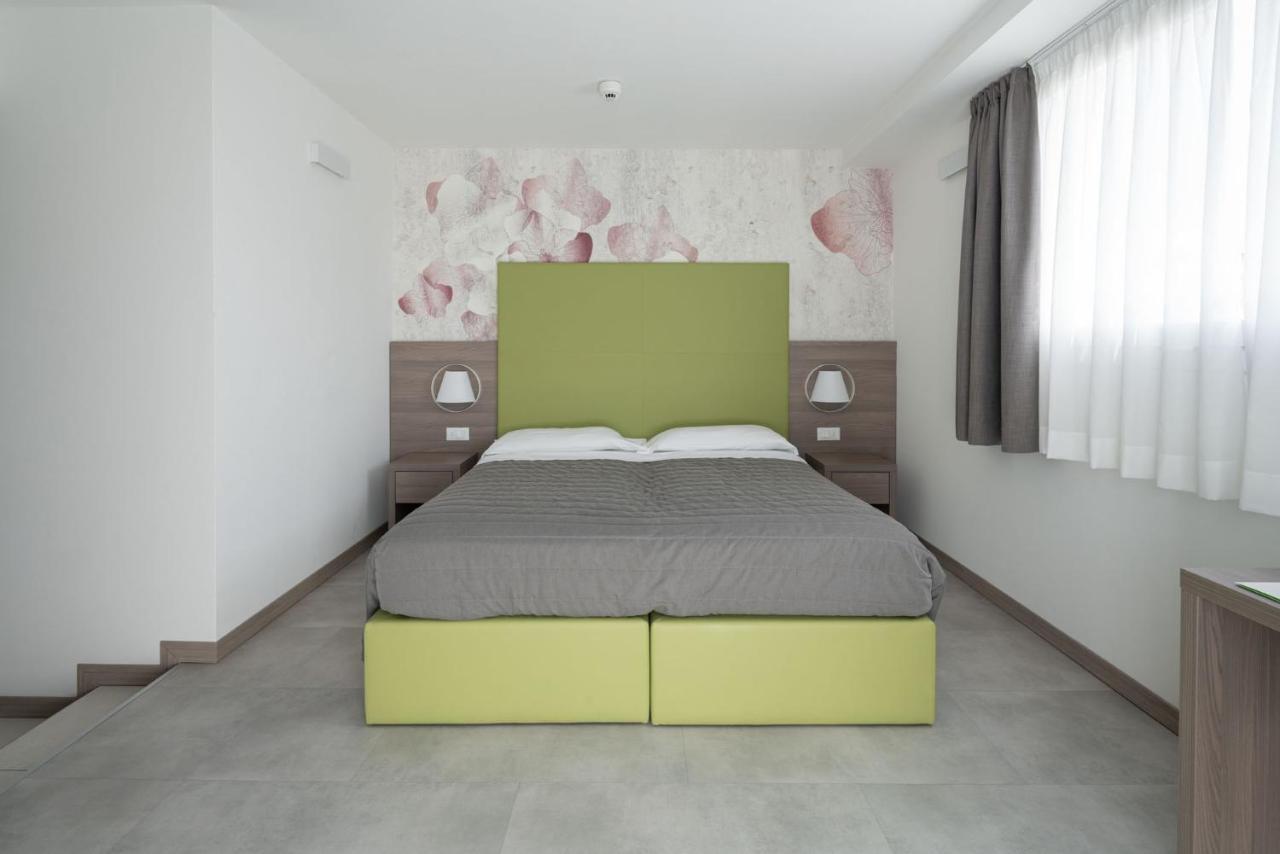 Hotel Iris Jesolo Dış mekan fotoğraf