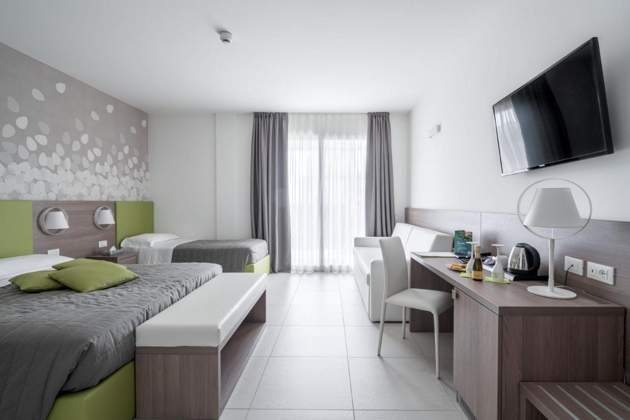 Hotel Iris Jesolo Dış mekan fotoğraf
